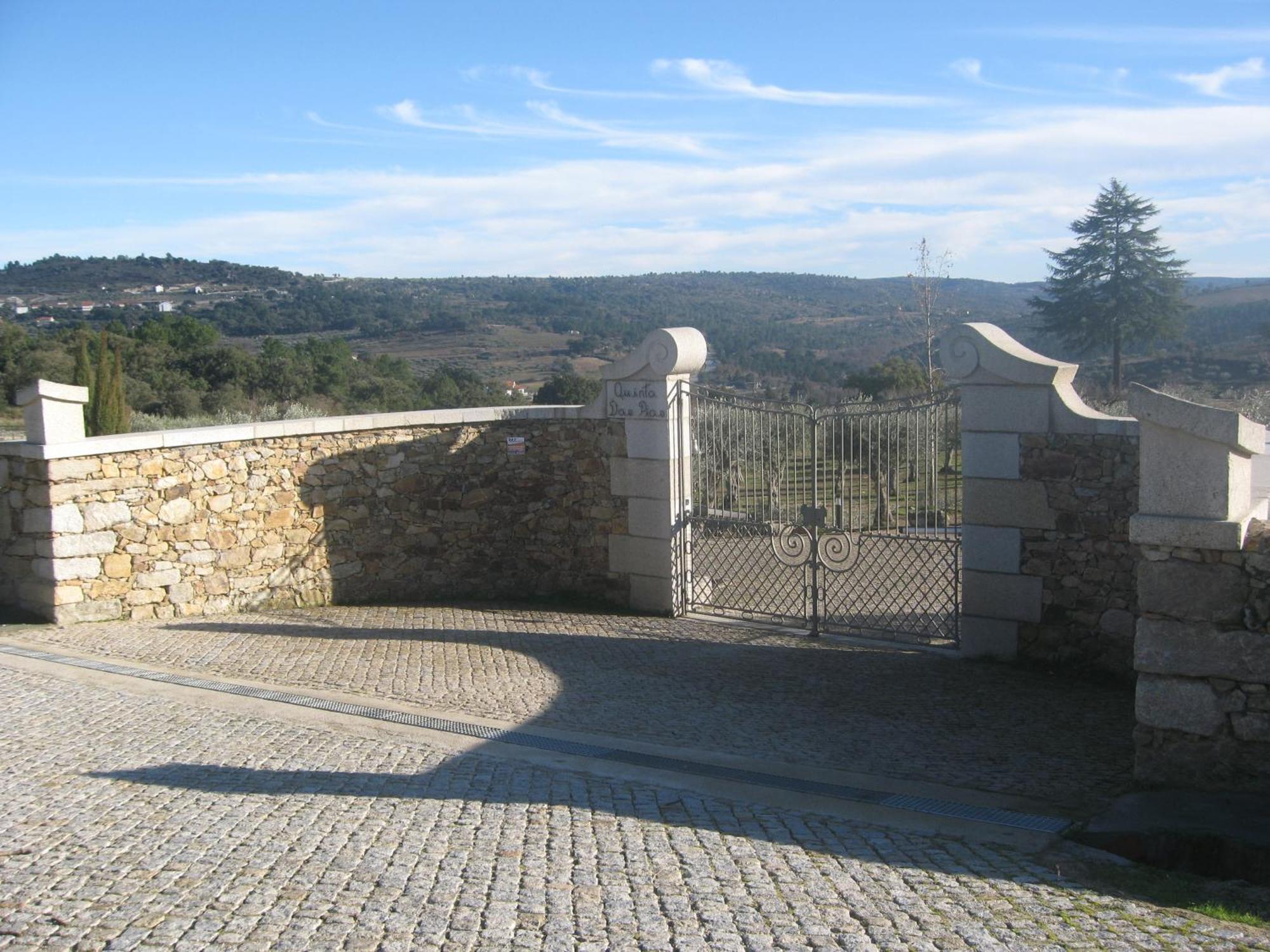 Quinta Das Pias - Holiday Farm Pinhel Eksteriør bilde